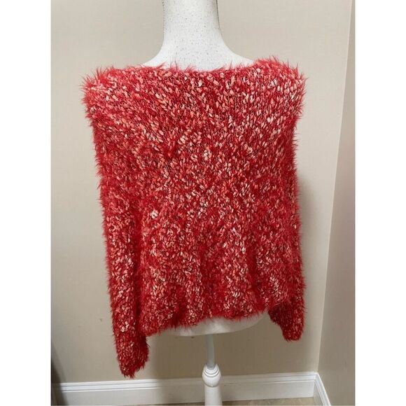 New Urban Outfitters UO Jamie Fuzzy Sweater Size XS - Picture 6 of 9